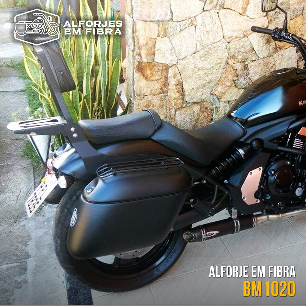Alforjes em fibra - BM1020 Kawasaki Vulcan Alforjes em fibra - BM1020 Kawasaki Vulcan